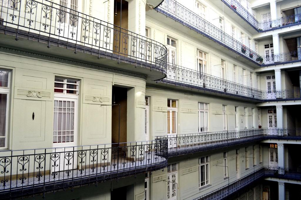 Casamia-Elegant Central Vaci St.Apt Boedapest Buitenkant foto